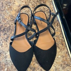 Women’s flats